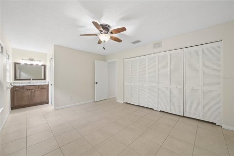 House in Sanford, Florida 3 bedrooms, 143.63 sq.m. № 2277239 - photo 23