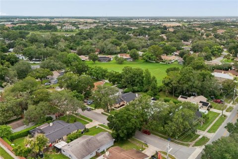 House in Sanford, Florida 3 bedrooms, 143.63 sq.m. № 2277239 - photo 26