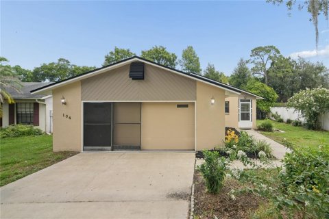 House in Sanford, Florida 3 bedrooms, 143.63 sq.m. № 2277239 - photo 7
