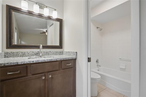 House in Sanford, Florida 3 bedrooms, 143.63 sq.m. № 2277239 - photo 24