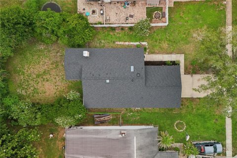 House in Sanford, Florida 3 bedrooms, 143.63 sq.m. № 2277239 - photo 5