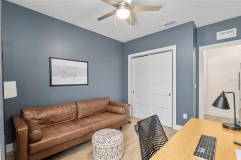 Townhouse in Gainesville, Florida 3 bedrooms, 172.43 sq.m. № 1718416 - photo 30
