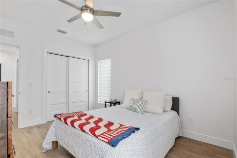 Townhouse in Gainesville, Florida 3 bedrooms, 172.43 sq.m. № 1718416 - photo 28
