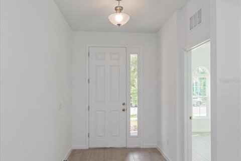 Casa en venta en DeLand, Florida, 4 dormitorios, 196.02 m2 № 1894635 - foto 3
