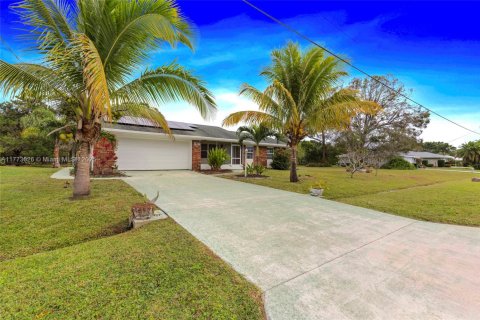 Casa en venta en Port St. Lucie, Florida, 3 dormitorios, 147.81 m2 № 1692429 - foto 1