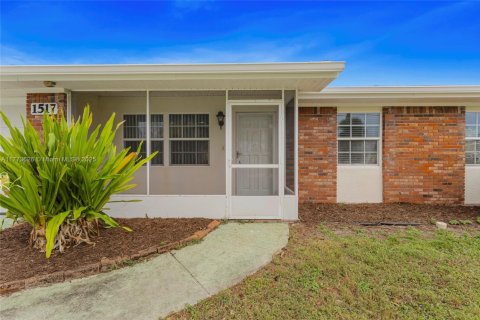 Casa en venta en Port St. Lucie, Florida, 3 dormitorios, 147.81 m2 № 1692429 - foto 3