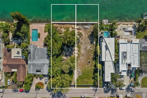 Villa ou maison à vendre à Surfside, Floride: 7 chambres № 1936176 - photo 4