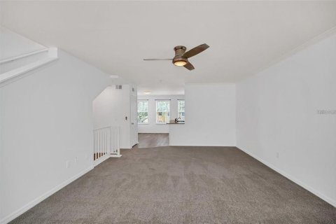 Townhouse in Kissimmee, Florida 3 bedrooms, 136.1 sq.m. № 2098577 - photo 13