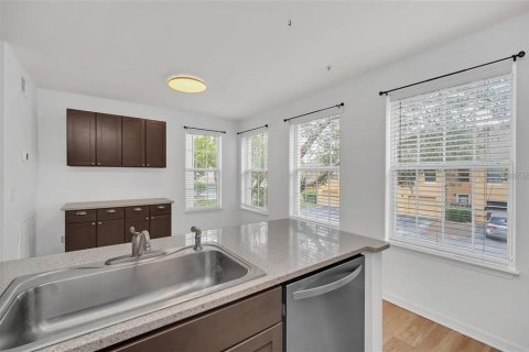 Townhouse in Kissimmee, Florida 3 bedrooms, 136.1 sq.m. № 2098577 - photo 26