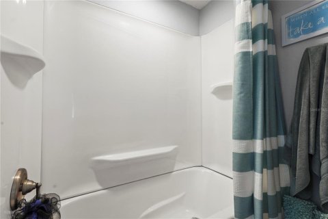 Casa en venta en Bradenton, Florida, 3 dormitorios, 160.35 m2 № 1615061 - foto 24
