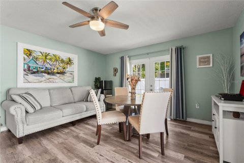 Casa en venta en Bradenton, Florida, 3 dormitorios, 160.35 m2 № 1615061 - foto 4