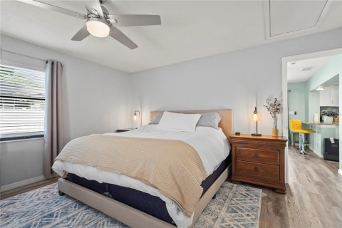 Casa en venta en Bradenton, Florida, 3 dormitorios, 160.35 m2 № 1615061 - foto 5