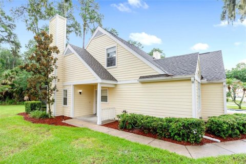 Condo in Valrico, Florida, 3 bedrooms  № 2220420 - photo 17