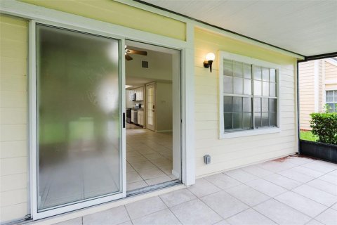 Condo in Valrico, Florida, 3 bedrooms  № 2220420 - photo 22
