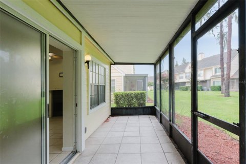 Condo in Valrico, Florida, 3 bedrooms  № 2220420 - photo 23