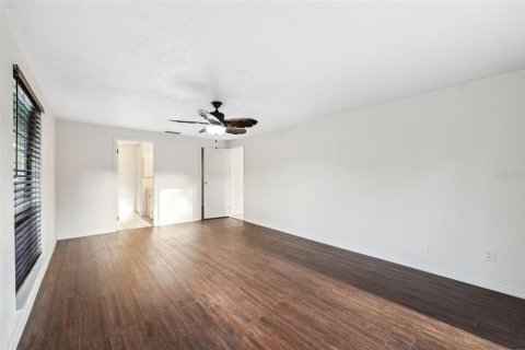 Villa ou maison à vendre à Palm Harbor, Floride: 4 chambres, 176.33 m2 № 2409961 - photo 23