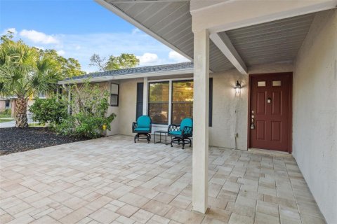 Villa ou maison à vendre à Palm Harbor, Floride: 4 chambres, 176.33 m2 № 2409961 - photo 8