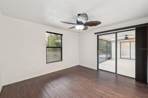 Villa ou maison à vendre à Palm Harbor, Floride: 4 chambres, 176.33 m2 № 2409961 - photo 27