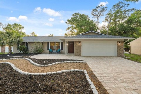 Villa ou maison à vendre à Palm Harbor, Floride: 4 chambres, 176.33 m2 № 2409961 - photo 4