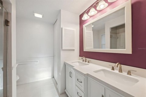 Villa ou maison à vendre à Palm Harbor, Floride: 4 chambres, 176.33 m2 № 2409961 - photo 24