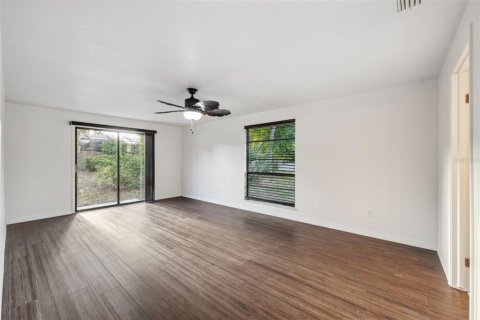 Villa ou maison à vendre à Palm Harbor, Floride: 4 chambres, 176.33 m2 № 2409961 - photo 22