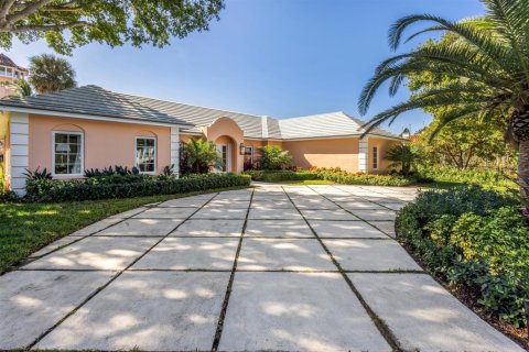 Villa ou maison à louer à Palm Beach, Floride: 4 chambres, 378.3 m2 № 2171718 - photo 5