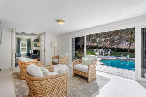 Villa ou maison à louer à Palm Beach, Floride: 4 chambres, 378.3 m2 № 2171718 - photo 21