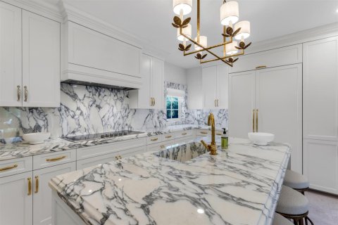 Villa ou maison à louer à Palm Beach, Floride: 4 chambres, 378.3 m2 № 2171718 - photo 14