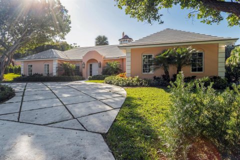 Villa ou maison à louer à Palm Beach, Floride: 4 chambres, 378.3 m2 № 2171718 - photo 3