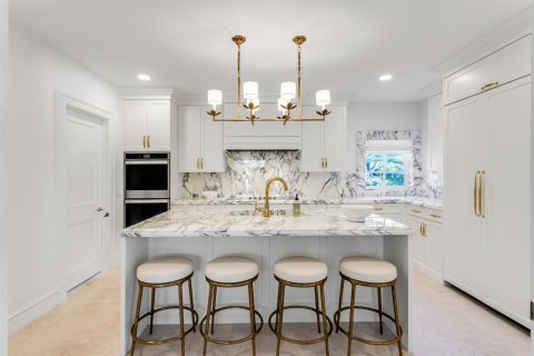 Villa ou maison à louer à Palm Beach, Floride: 4 chambres, 378.3 m2 № 2171718 - photo 12