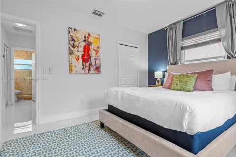 Casa en alquiler en Miami, Florida, 3 dormitorios, 119.57 m2 № 1938092 - foto 19