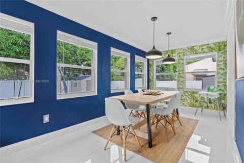 Casa en alquiler en Miami, Florida, 3 dormitorios, 119.57 m2 № 1938092 - foto 9