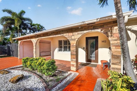 Casa en venta en Fort Lauderdale, Florida, 3 dormitorios, 195.75 m2 № 2175963 - foto 9