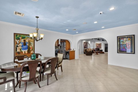Casa en venta en Fort Lauderdale, Florida, 3 dormitorios, 195.75 m2 № 2175963 - foto 10