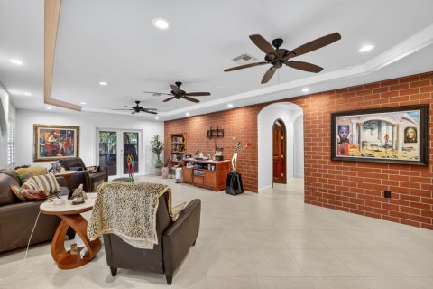 Casa en venta en Fort Lauderdale, Florida, 3 dormitorios, 195.75 m2 № 2175963 - foto 16