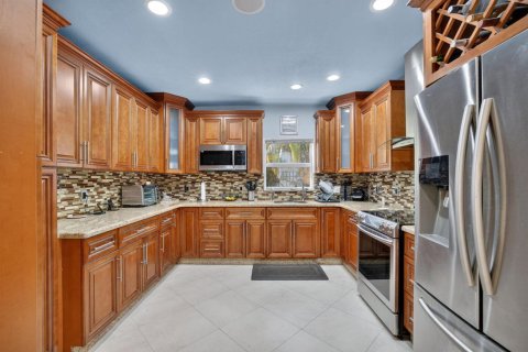 Casa en venta en Fort Lauderdale, Florida, 3 dormitorios, 195.75 m2 № 2175963 - foto 22