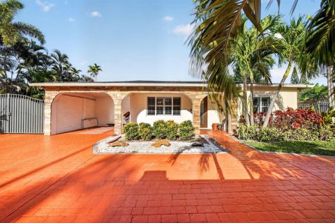 Casa en venta en Fort Lauderdale, Florida, 3 dormitorios, 195.75 m2 № 2175963 - foto 7