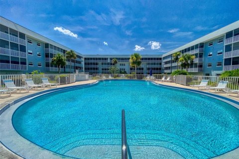 Condominio en venta en New Smyrna Beach, Florida, 1 dormitorio, 69.86 m2 № 1562545 - foto 30