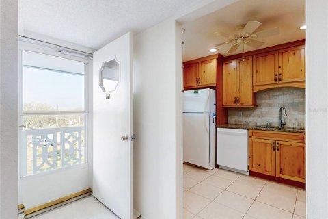 Condominio en venta en New Smyrna Beach, Florida, 1 dormitorio, 69.86 m2 № 1562545 - foto 2