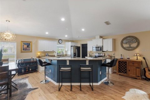 Casa en venta en North Port, Florida, 3 dormitorios, 165.09 m2 № 2143414 - foto 7