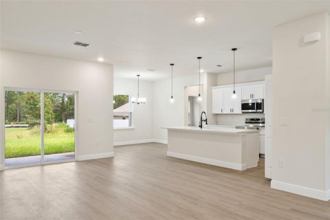 Villa ou maison à vendre à Ocala, Floride: 4 chambres, 181.35 m2 № 2329682 - photo 5