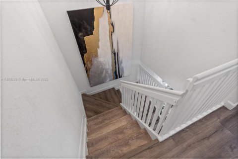 Adosado en venta en Miami, Florida, 3 dormitorios, 154.4 m2 № 1804340 - foto 30