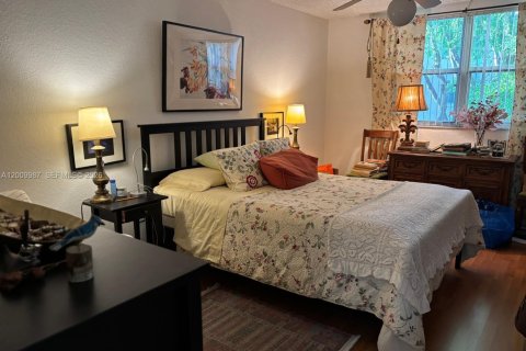 Condominio en venta en Doral, Florida, 1 dormitorio, 75.25 m2 № 2091112 - foto 9