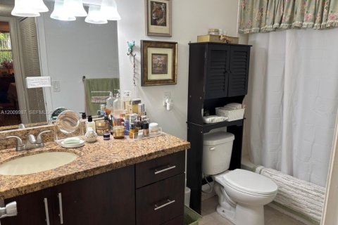 Condominio en venta en Doral, Florida, 1 dormitorio, 75.25 m2 № 2091112 - foto 11