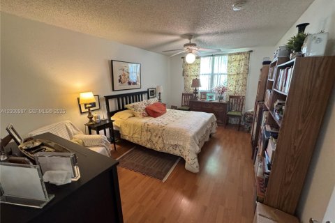 Condominio en venta en Doral, Florida, 1 dormitorio, 75.25 m2 № 2091112 - foto 20