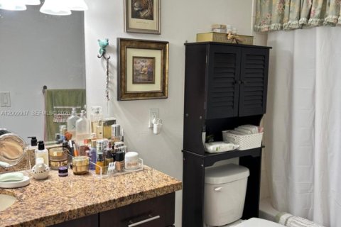 Condominio en venta en Doral, Florida, 1 dormitorio, 75.25 m2 № 2091112 - foto 14