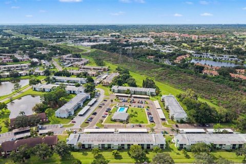 Condo in Oldsmar, Florida, 2 bedrooms  № 2371227