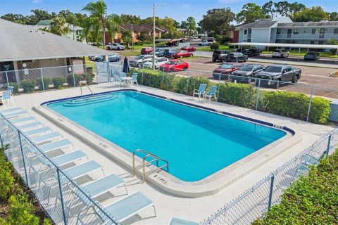 Condo in Oldsmar, Florida, 2 bedrooms № 2371227 - photo 16