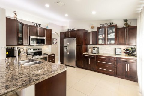 Villa ou maison à vendre à Miramar, Floride: 3 chambres, 168.62 m2 № 2004717 - photo 14