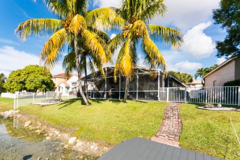 Villa ou maison à vendre à Miramar, Floride: 3 chambres, 168.62 m2 № 2004717 - photo 28